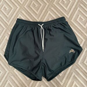 Tracksmith VAN CORTLANDT GRAND SHORTS- in Emerald
